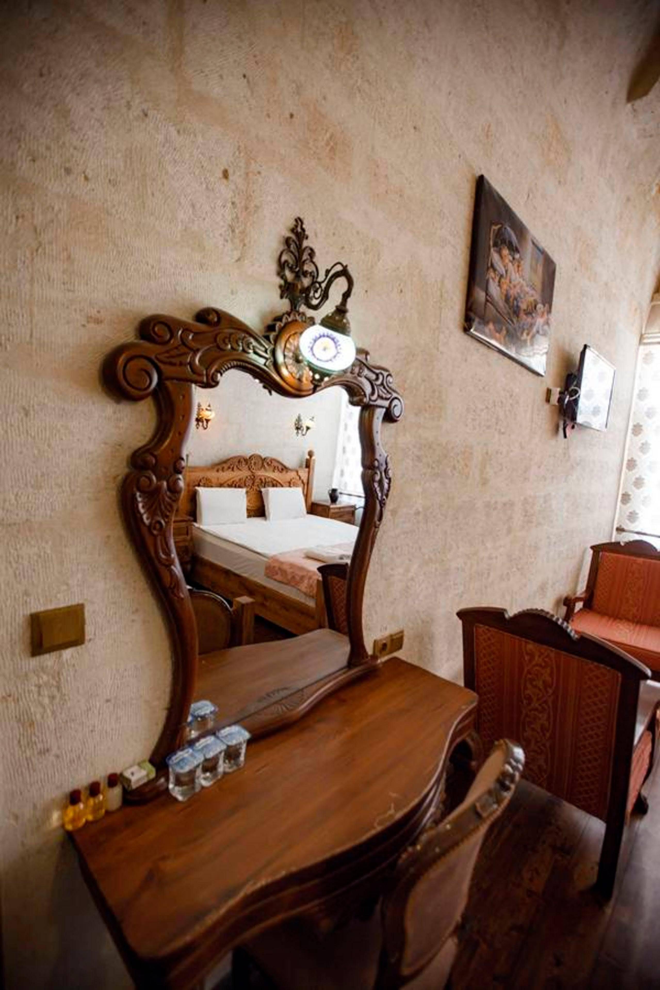 Kardesler Cave Hotel อูร์กุบ ภายนอก รูปภาพ